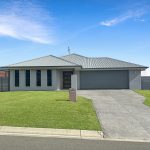 36 Peppermint Circuit, Nikenbah, QLD 4655 AUS
