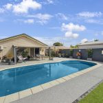 6 Twolyn Street, Urangan, QLD 4655 AUS