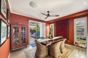 36/230 Pulgul Street, Urangan, QLD 4655 AUS
