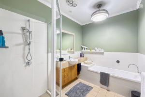 36/230 Pulgul Street, Urangan, QLD 4655 AUS