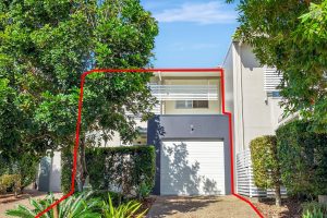 63/230 Pulgul Street, Urangan, QLD 4655 AUS