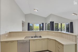 18 Annette Street, Dundowran Beach, QLD 4655 AUS