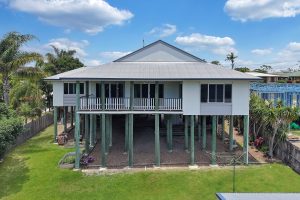 18 Annette Street, Dundowran Beach, QLD 4655 AUS