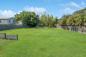 18 Annette Street, Dundowran Beach, QLD 4655 AUS