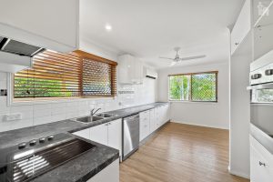 4 Hakea Court, Kawungan, QLD 4655 AUS