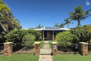 4 Hakea Court, Kawungan, QLD 4655 AUS