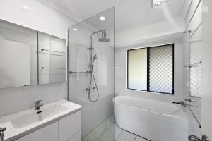 34 Wonga Street, Scarness, QLD 4655 AUS