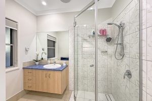 38 Mant Street, Point Vernon, QLD 4655 AUS