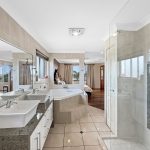 8 Cormie Court, Urraween, QLD 4655 AUS