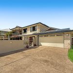 8 Cormie Court, Urraween, QLD 4655 AUS