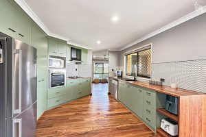 25 Marineview Avenue, Scarness, QLD 4655 AUS