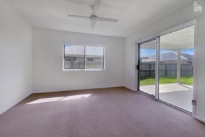 81 Jannik Terrace, Pialba, QLD 4655 AUS