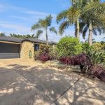 16 Crawford Drive, Dundowran, QLD 4655 AUS