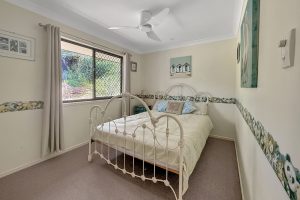 16 Crawford Drive, Dundowran, QLD 4655 AUS