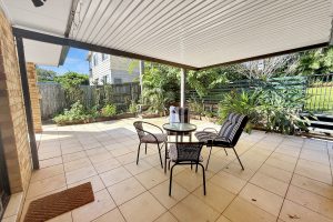 16 Crawford Drive, Dundowran, QLD 4655 AUS
