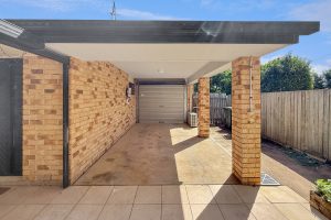 16 Crawford Drive, Dundowran, QLD 4655 AUS