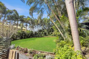 16 Crawford Drive, Dundowran, QLD 4655 AUS